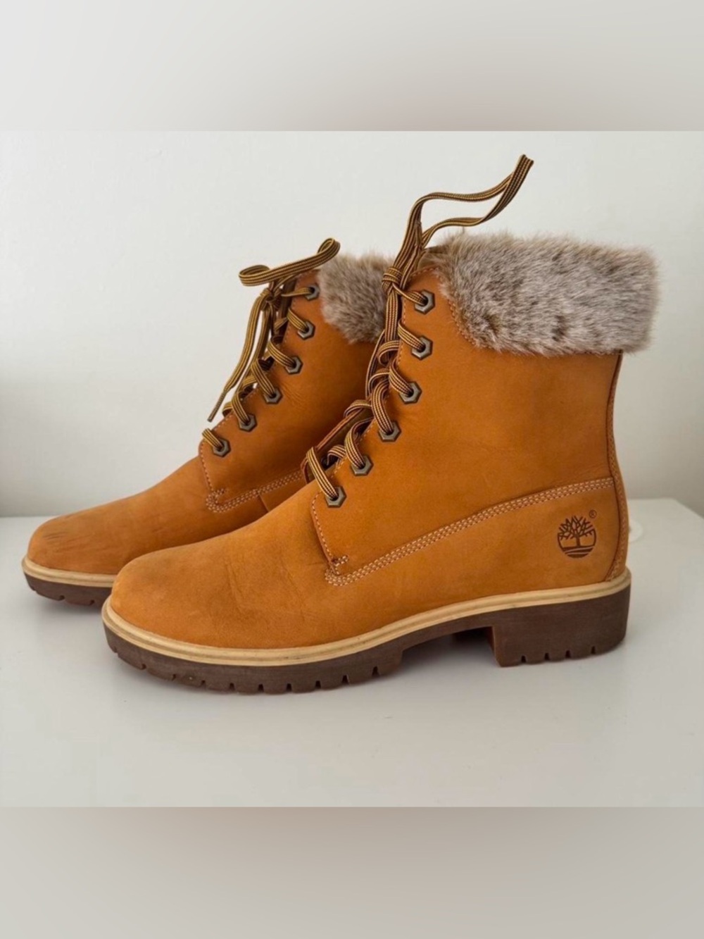 Timberland Women's Lace-Up Fur Collar Boots